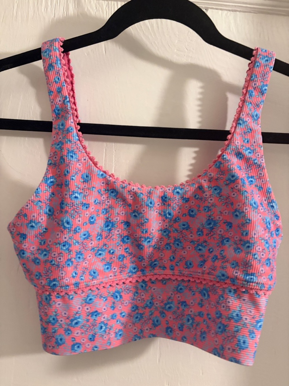 LoveShackFancy X Beach Riot Pink and Blue Floral Sports Bra and Leggings Set - Picture 4 of 16